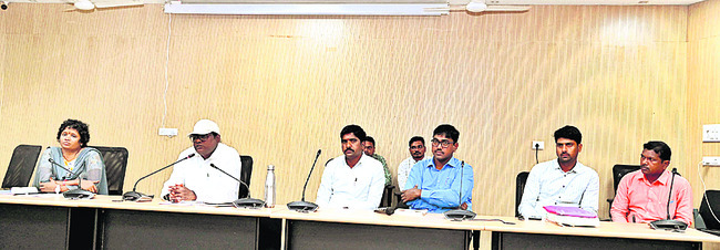 నిబంధనలు ఉల్లంఘిస్తే చర్య
2