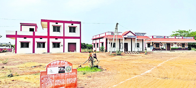 గతంలో పల్లెవించిన ప్రగతి2