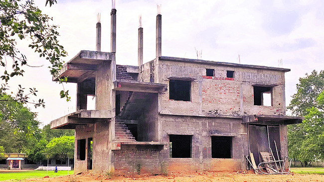 సచివాలయం ఎత్తేశారు4