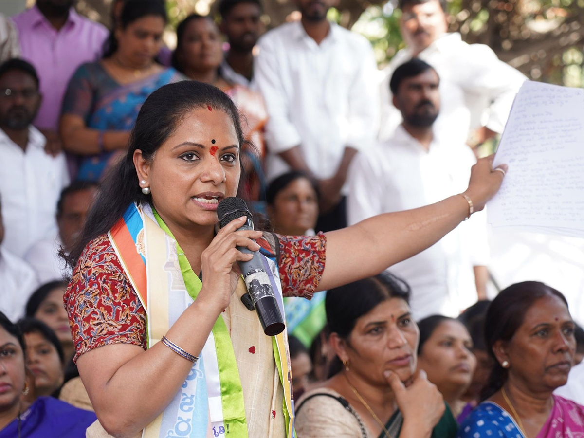 Kalvakuntla Kavitha Sensational Comments On Brother KTR8