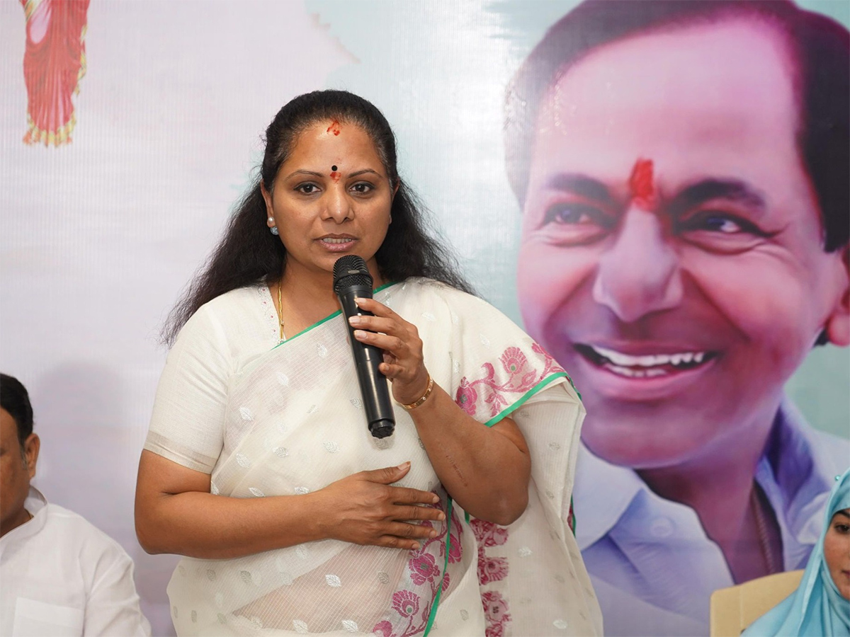 Kalvakuntla Kavitha Sensational Comments On Brother KTR9