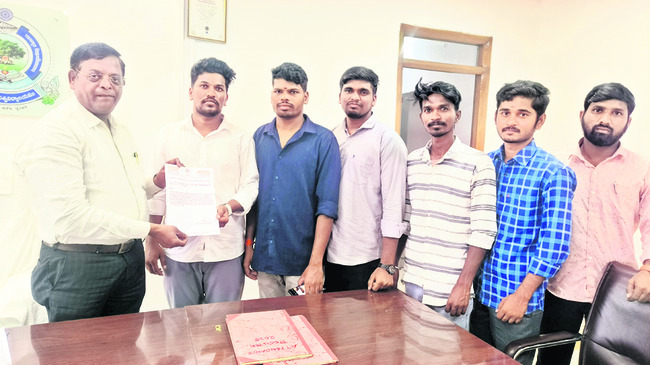 కాలం చెల్లిన ఆహార పదార్థాలు విక్రయిస్తే చర్యలు
2