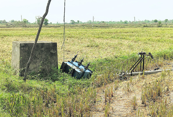 గాలి వాన బీభత్సం3