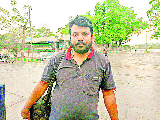 ప్రజల పక్షాన పోరాడండి 8