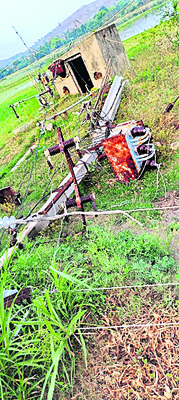 ఈదురు గాలులకు.. నేలవాలిన పంటలు 2