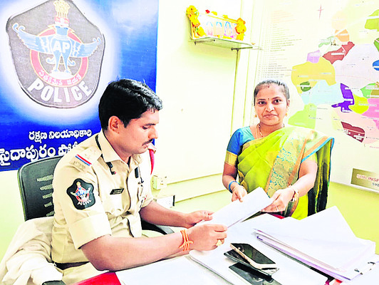 తెల్లరాయి దొంగలపై చర్యలేవి?
1