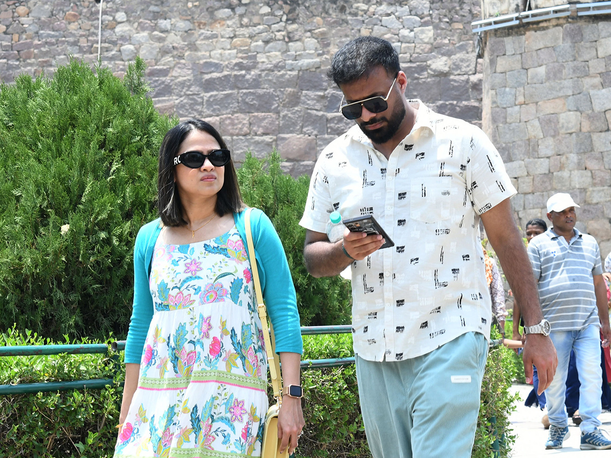 Hyderabad: Tourists throng Golconda Fort Photos2
