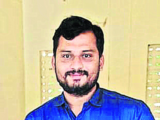 ఉపాధ్యాయులకు బదిలీ కష్టాలు 1