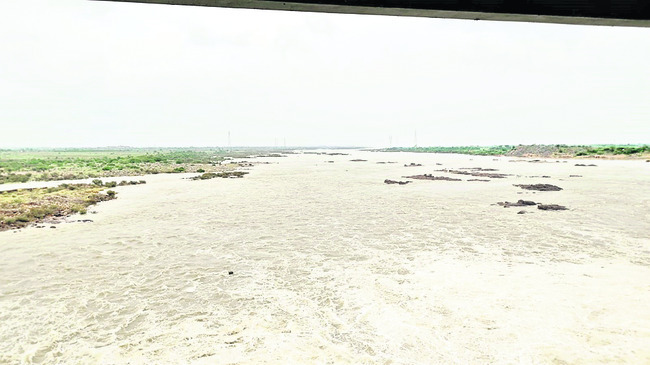 జూరాలకు వరదొచ్చింది2