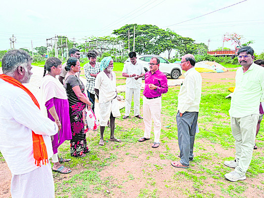 రోడ్డు భద్రత.. జీవితానికి రక్షణ 2
