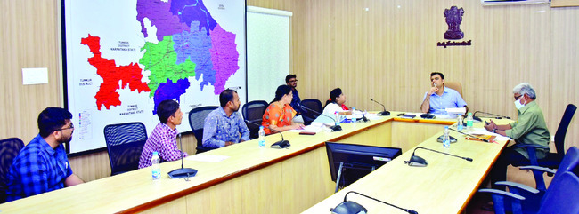 ఖాద్రీశుడి సేవలో తెలంగాణ జడ్జి 1