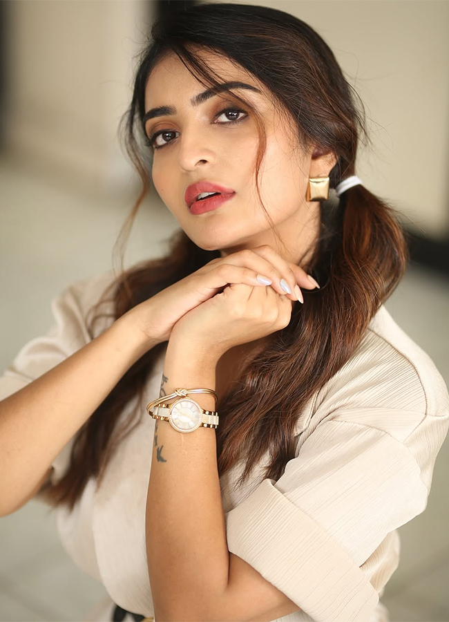 Pottel Movie Actress Ananya Nagalla Win Gaddar Award Photos10