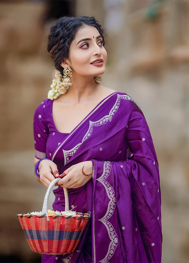 Pottel Movie Actress Ananya Nagalla Win Gaddar Award Photos4