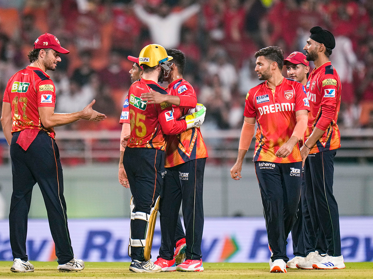 Royal Challengers Bengaluru And Punjab Kings IPL Qualifier 1 Match Photos24