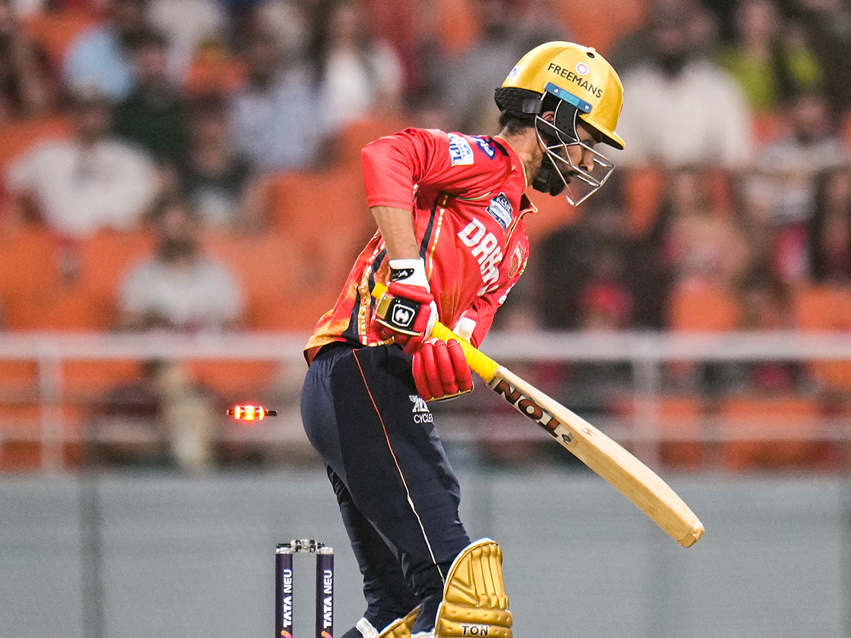 Royal Challengers Bengaluru And Punjab Kings IPL Qualifier 1 Match Photos4