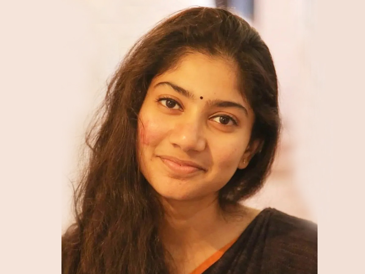 Sai Pallavi Remembers Her Role As Malar in the movie Premam Photos4
