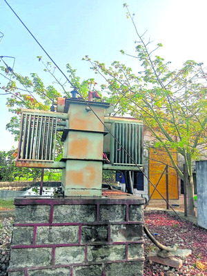 నియంత్రించలేకపోతున్నారు!1