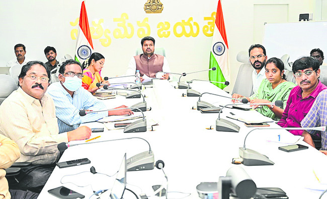 రైల్వే లైన్పై హామీని నిలబెట్టుకోవాలి 1