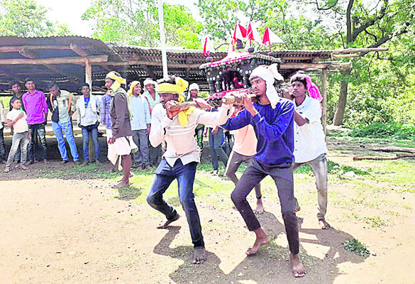 ముగిసిన విత్తన పూజలు2