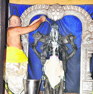 మహిళల రక్షణకు భరోసా కేంద్రం
1