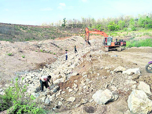రోళ్లవాగు పనులు ప్రారంభం1
