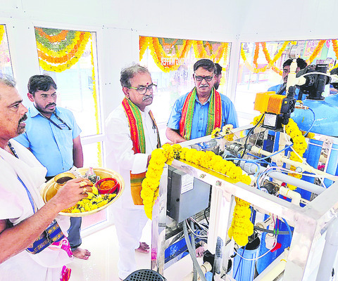 అమాత్యులొస్తున్నారు.. మళ్లీ మొదలు పెట్టండి!1