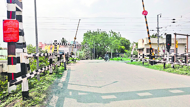 నేటి నుంచి రైల్వే గేటు మూసివేత 1