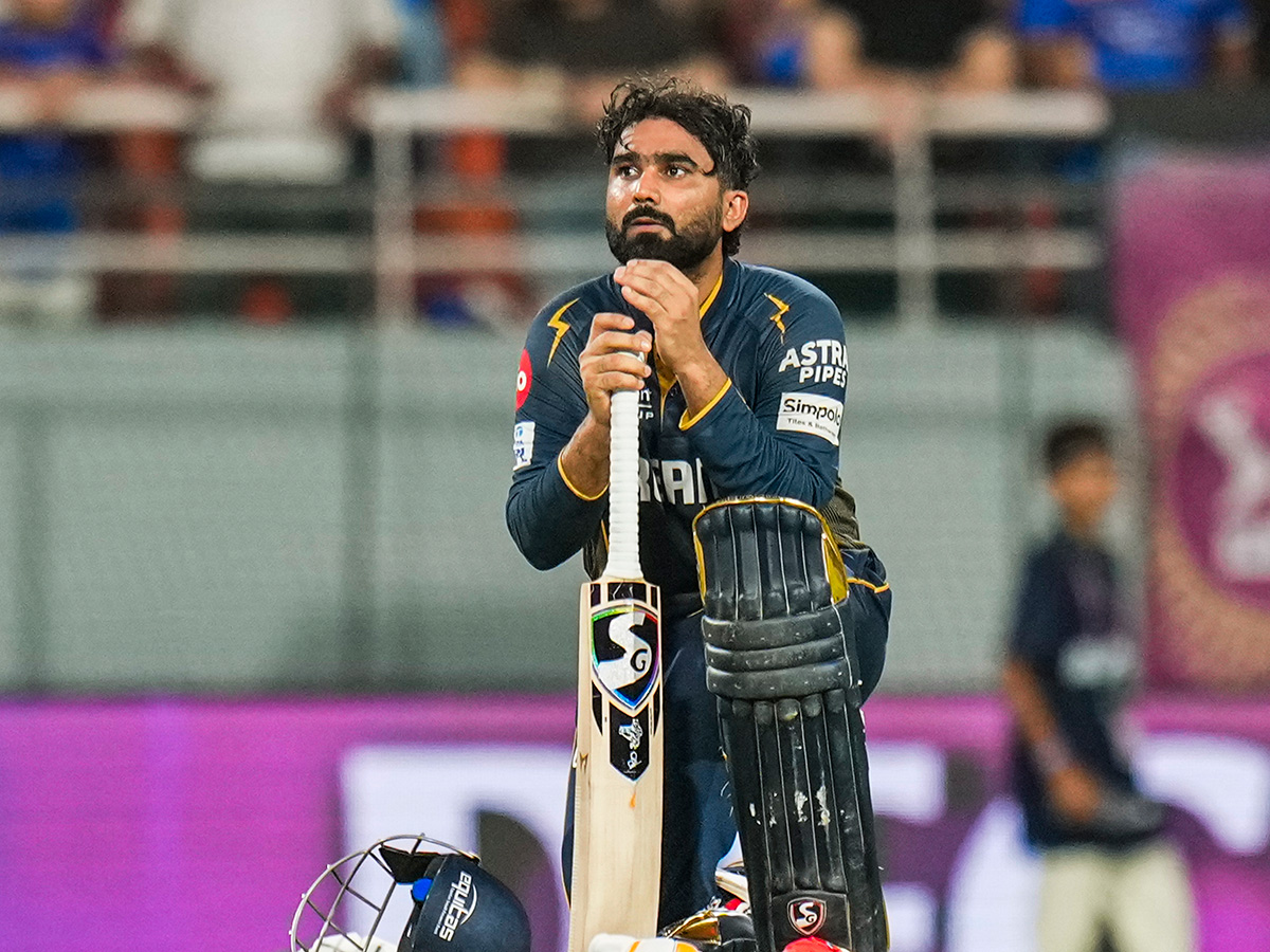 IPL 2025 Eliminator cricket match between Mumbai Indians and Gujarat Titans6