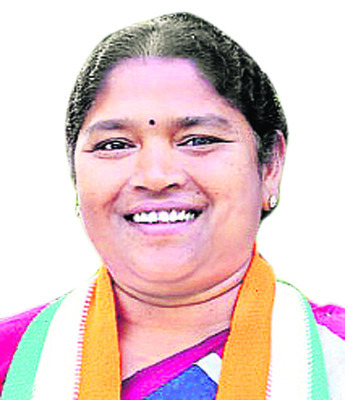 అవతరణ వేడుకల ముఖ్యఅతిథిగా సీతక్క1