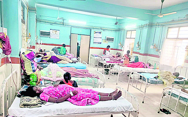 సేవల్లో వెనుకబడిన.. ఏపీవీపీ ఆసుపత్రులు..!1