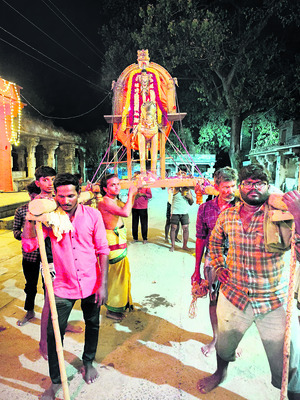 అశ్వవాహనంపై హరిహరులు1