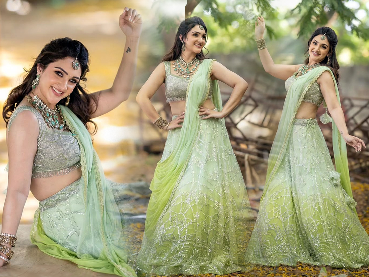 Actress sridevi vijaykumar latest pictures in saree photos1