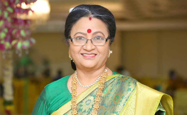 world laughter day 2025: meet Tollywood super female comedians Photos6