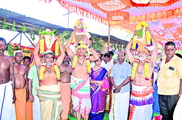 మునీశ్వరర్ ఆలయ మహా కుంభాభిషేకం 1