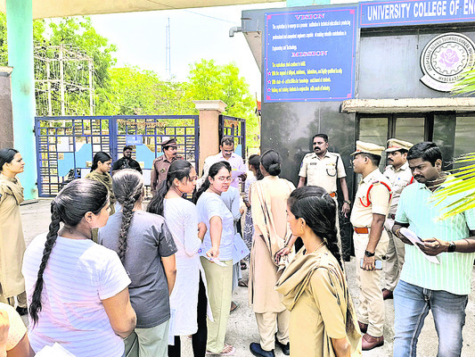 నీట్ పరీక్ష ప్రశాంతం1