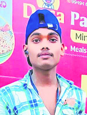  రోడ్డు ప్రమాదంలో ఇద్దరు కార్మికులు మృతి1