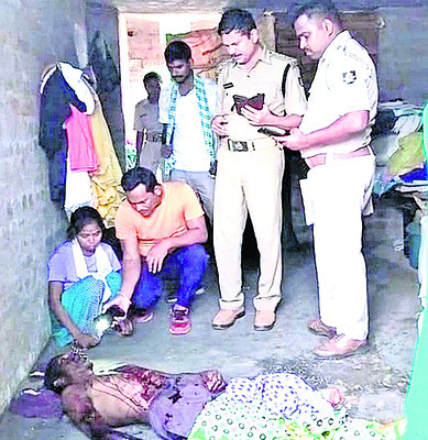 యువకుని దారుణ హత్య
1