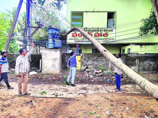 అకాల కష్టం.. అపార నష్టం5