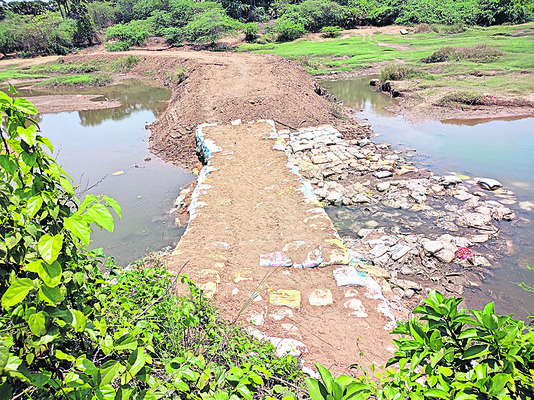 గోస్తనీ గొంతెండుతోంది 1