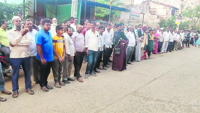 ప్రశాంతంగా నీట్ పరీక్ష 3