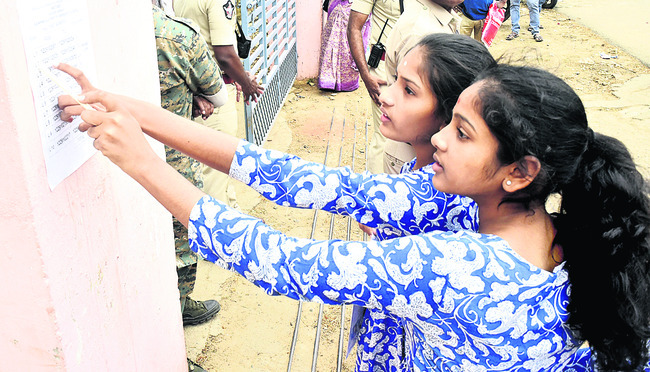 నీట్–2025 పరీక్ష ప్రశాంతం 2