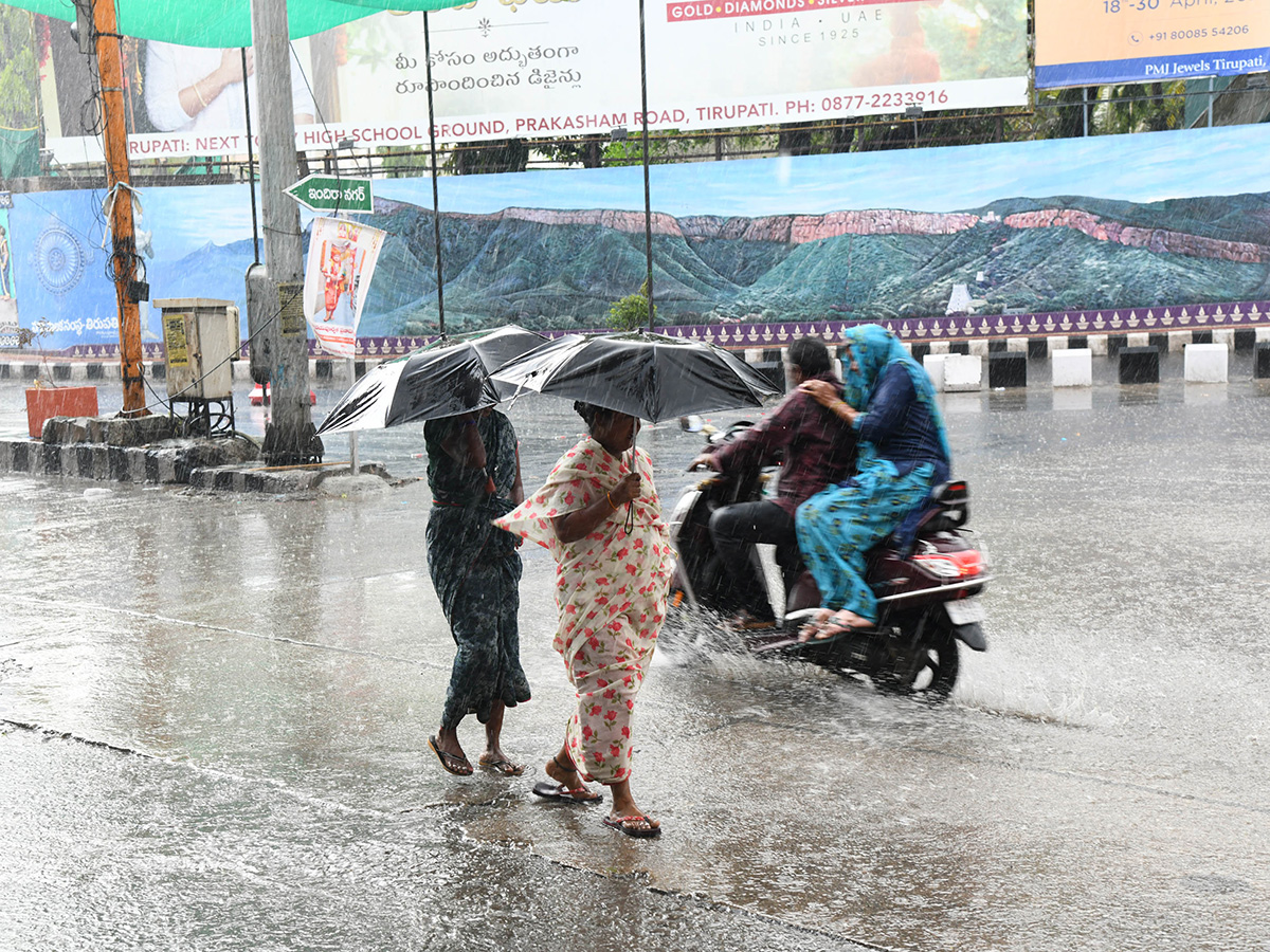 Heavy Rain At Tirupati Photos11