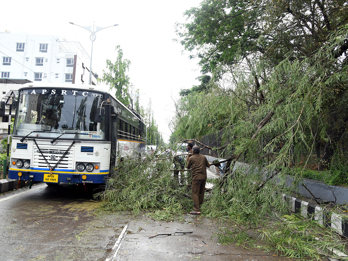 Heavy Rain At Tirupati Photos20