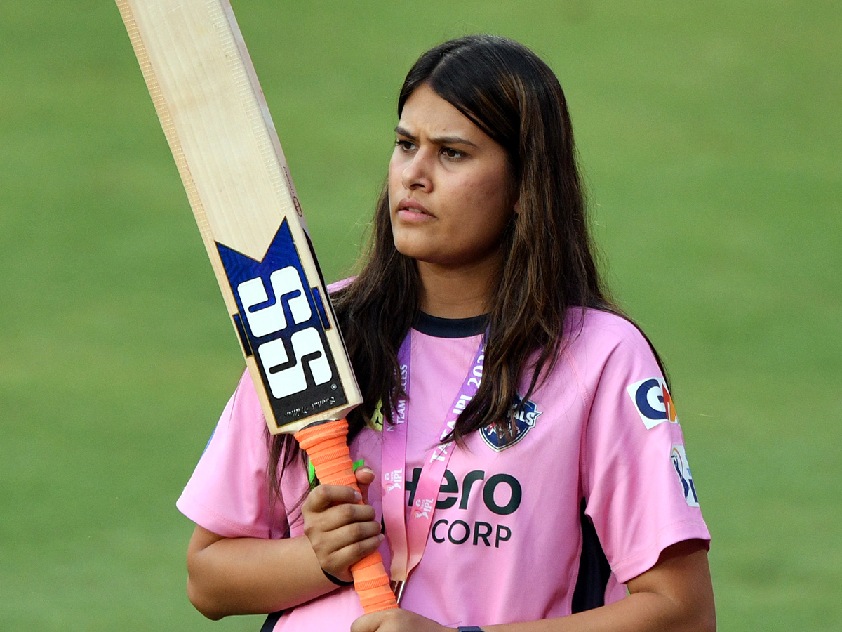 Sunrisers Hyderabad vs Delhi Capitals Match in Hyderabad Photos7
