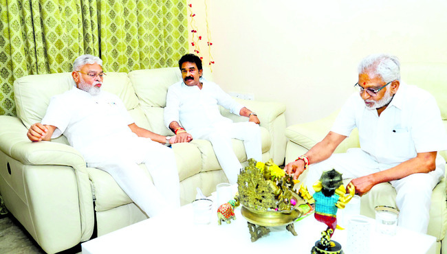 వైవీతో పీఆర్కే, అంబటి భేటీ 1