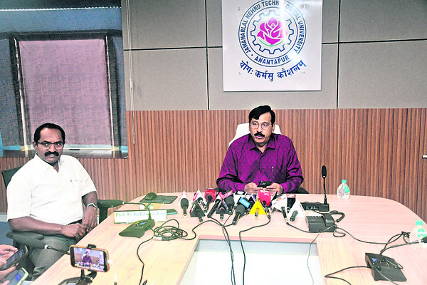 బీటెక్, ఎంబీఏ, ఎంసీఏ ఫలితాల విడుదల 2