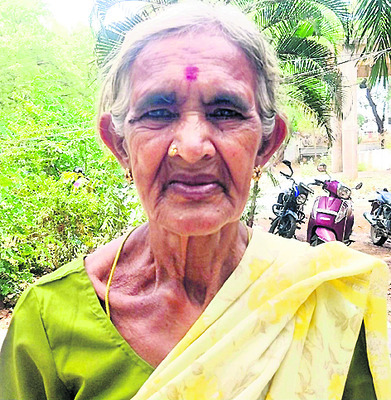 అంధురాలిని... న్యాయం చేయండి 1