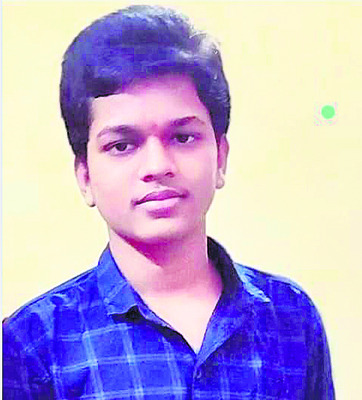వేర్వేరు కారణాలతో ముగ్గురు ఆత్మహత్య1