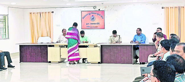 కొట్పాడ్ ఎమ్మెల్యే సహృదయత 1