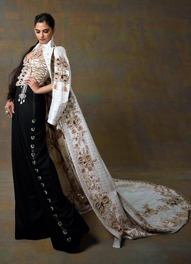 Isha Ambani in Met Gala 2025 Event4